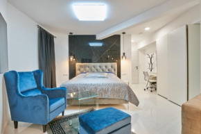 Luxe Crystal Beach Rooms